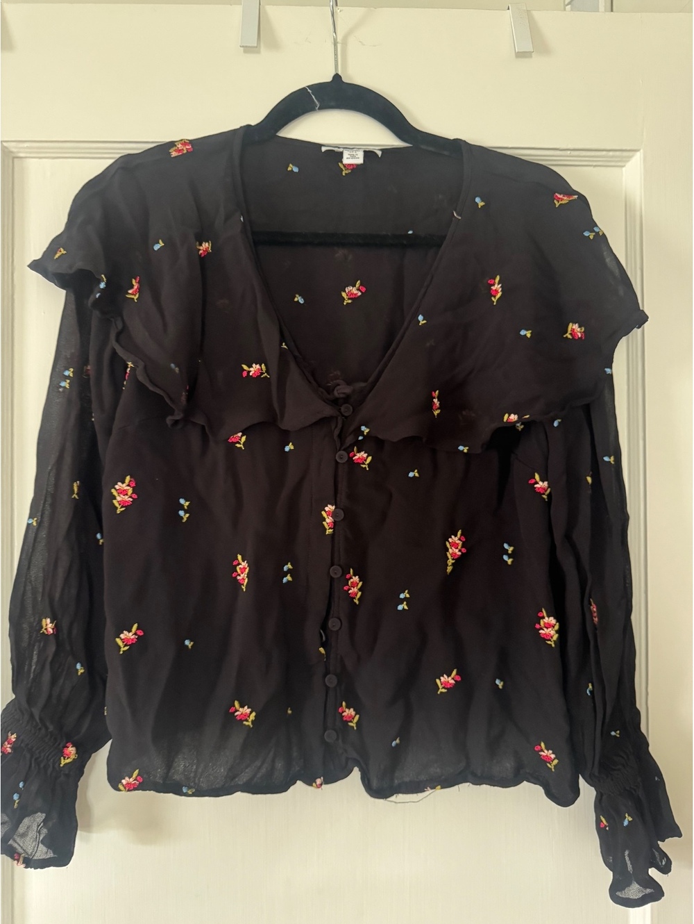 Topshop Black Sheer Floral Button-Up Blouse Size 6